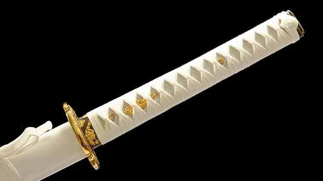 Kullattu lohikäärme Menuki