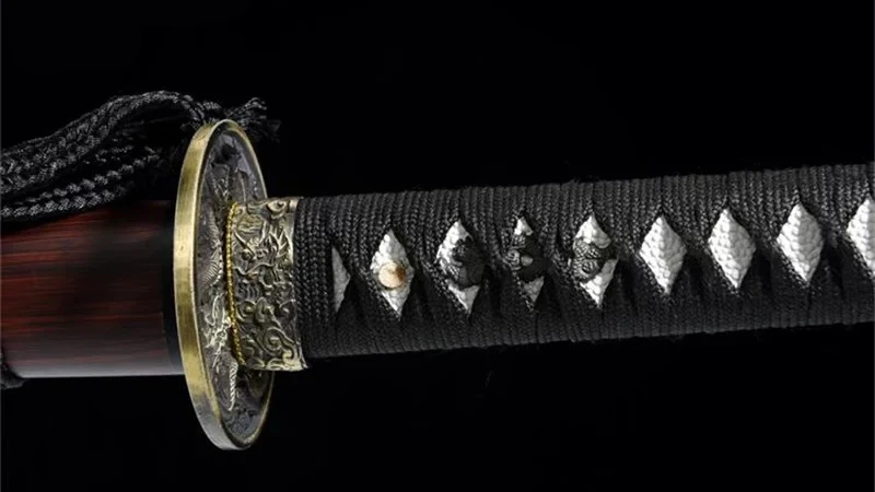 Musta puuvilla Hineri Maki