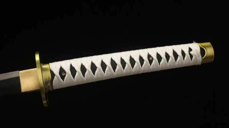 Valkoinen nahkainen Hineri Maki