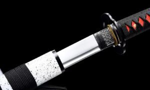 Byakuya Katana (白夜) – Valkoinen Yö