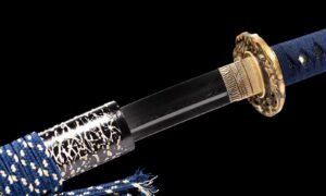 Enryū Katana (炎龍) – Liekkilohikäärme