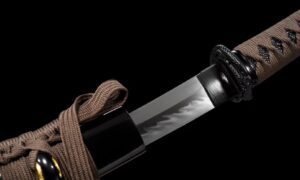 Kuroryū Tanto (黒竜) – Musta Lohikäärme