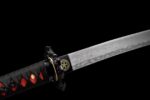 Shikihana Katana (紫花) – Syväpunainen Kukka