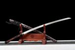 Shikihana Katana (紫花) – Syväpunainen Kukka